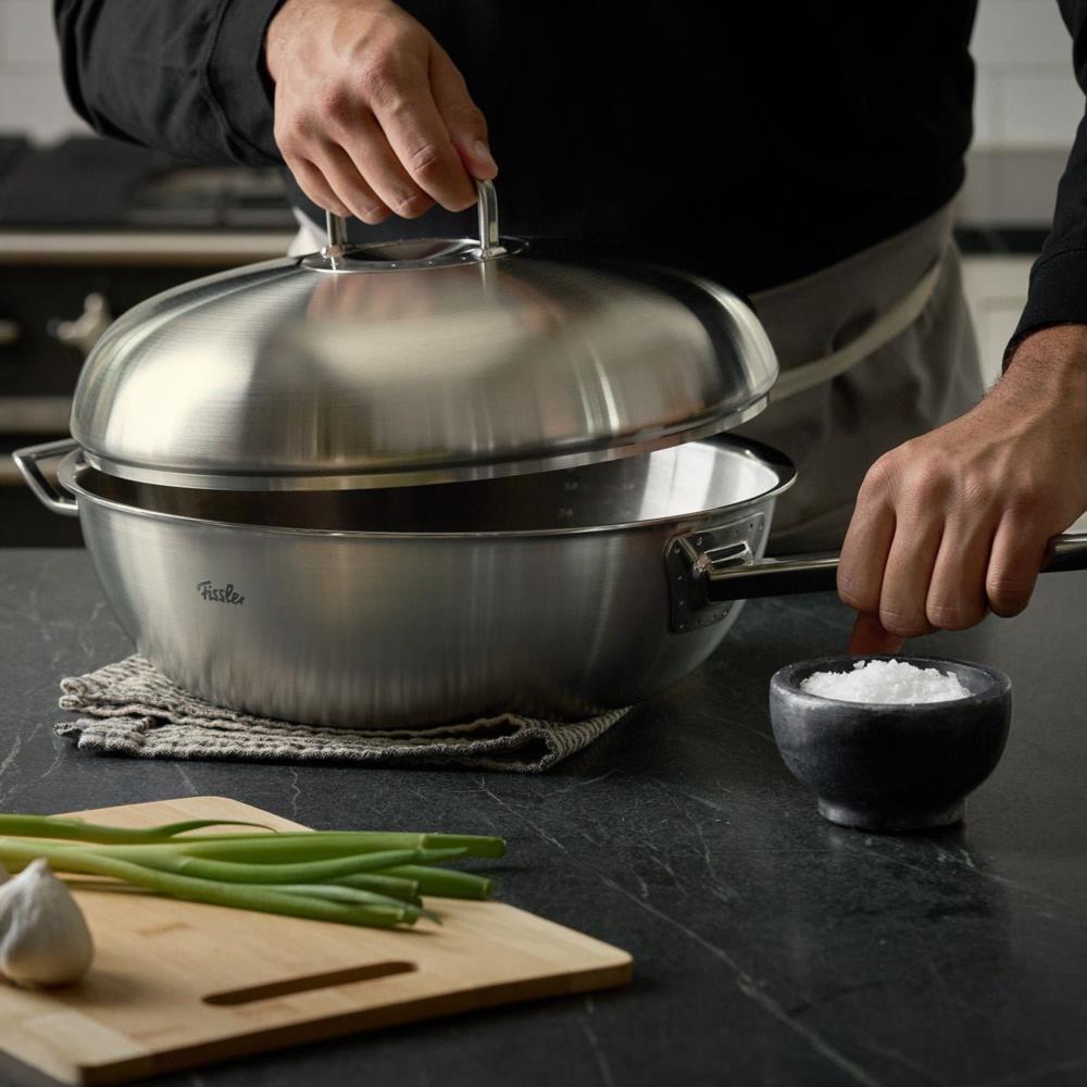 Fissler Original Profi Collection 32cm Wok Pan.