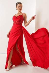 İp Askılı Üstü Boncuk İşlemeli Transparan Astarlı Uzun Krep Elbise Kırmızı