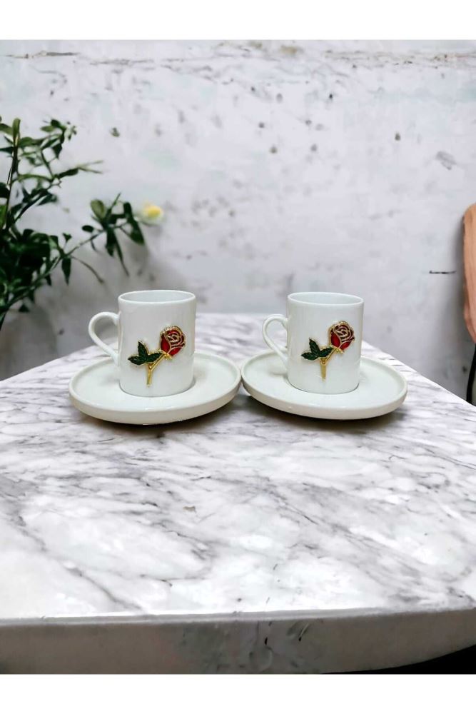 2 Kişilik Beyaz Porselen Fenomen Metal Figürlü Kahve Fincan Takımı ...