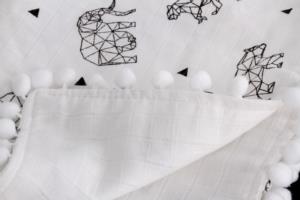 Marzen Beyaz Desenli Müslin Bebek Battaniye 