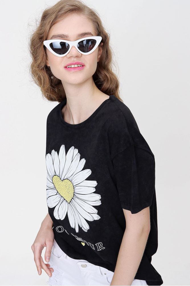 elektrikli papatya karnaval tişörtleri