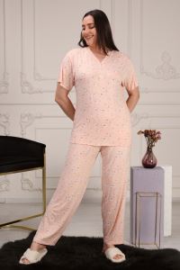 Büyük Beden Yakası Dantelli Desenli Pijama Takımı Yavruağzı
